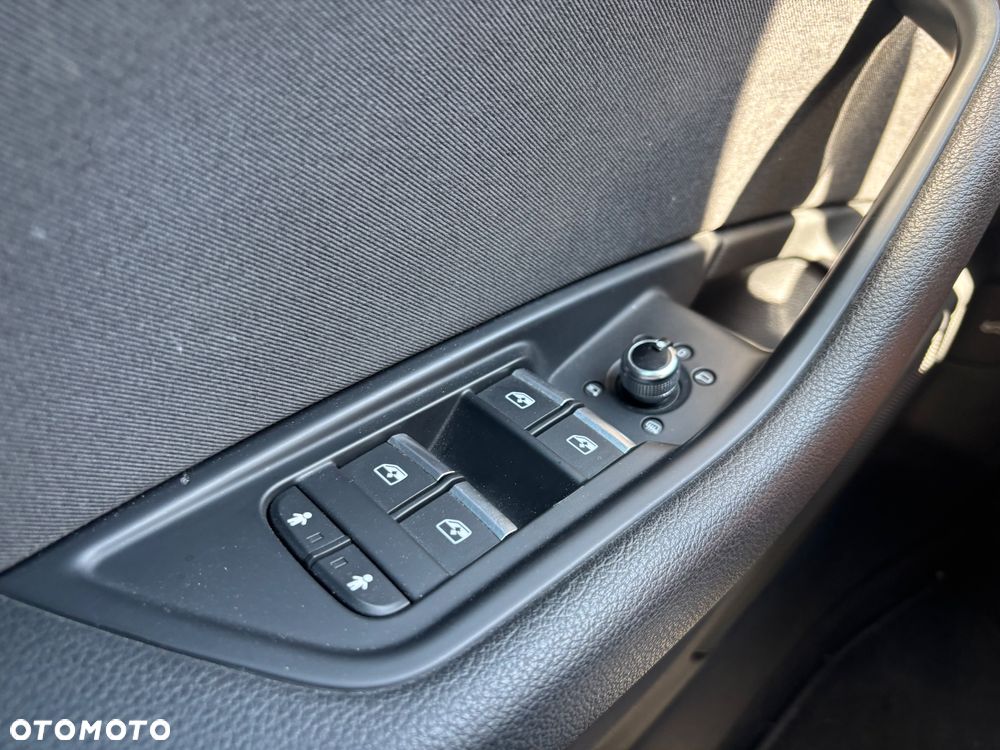 Audi A4 Avant 40 TFSI Sport S tronic - 20