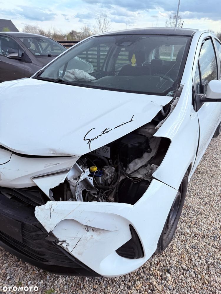 Toyota Yaris 1.0 Active - 6