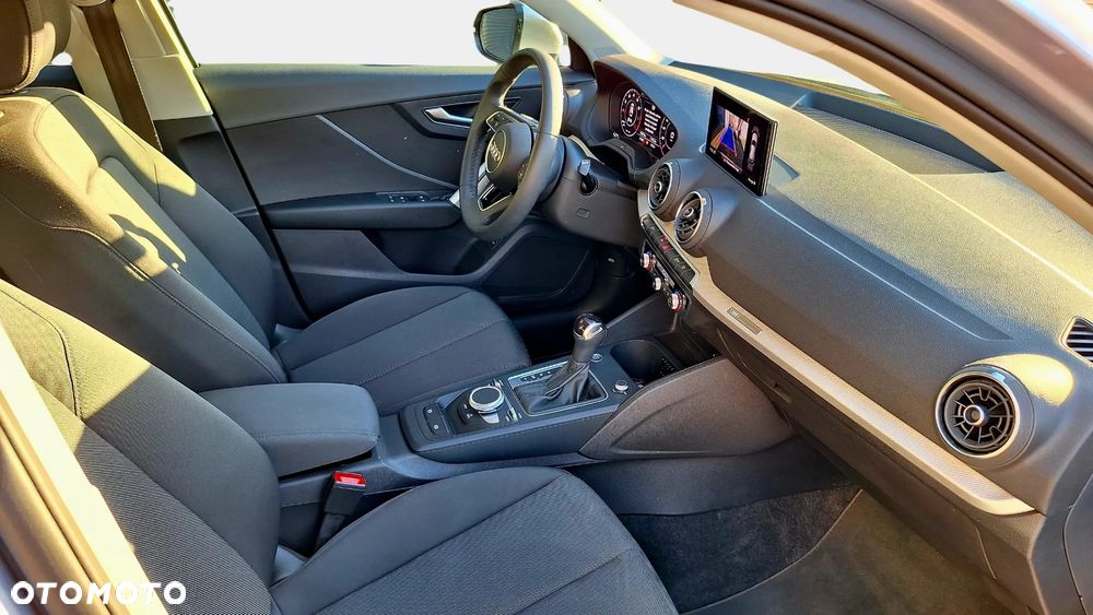 Audi Q2 35 TFSI Advanced S tronic - 16