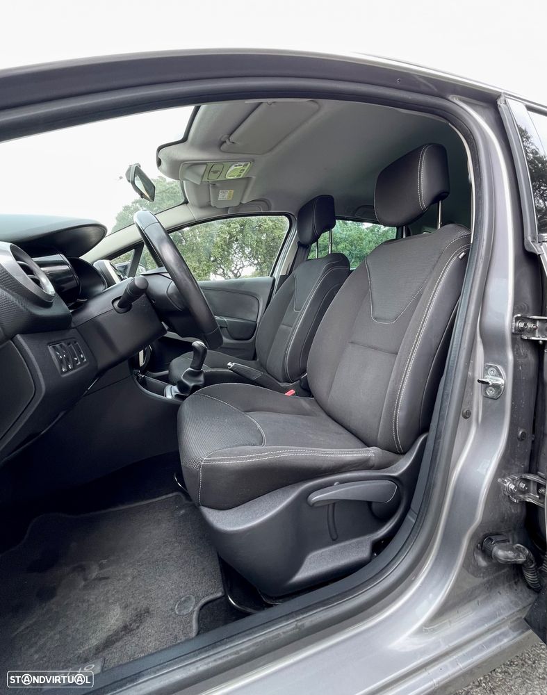 Renault Clio Sport Tourer 1.5 dCi Dynamique S - 11