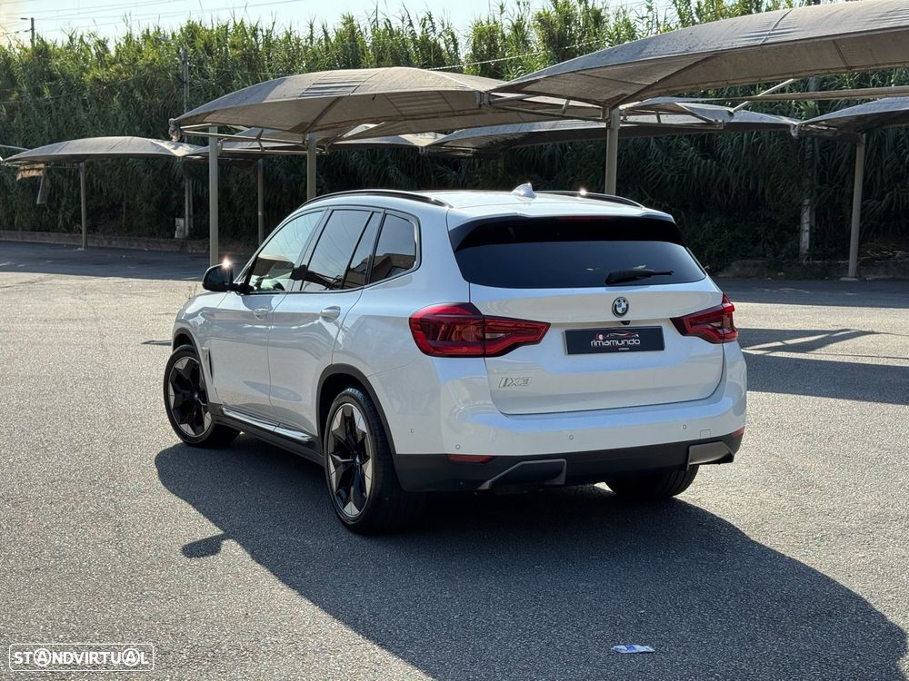 BMW iX3 Impressive - 5