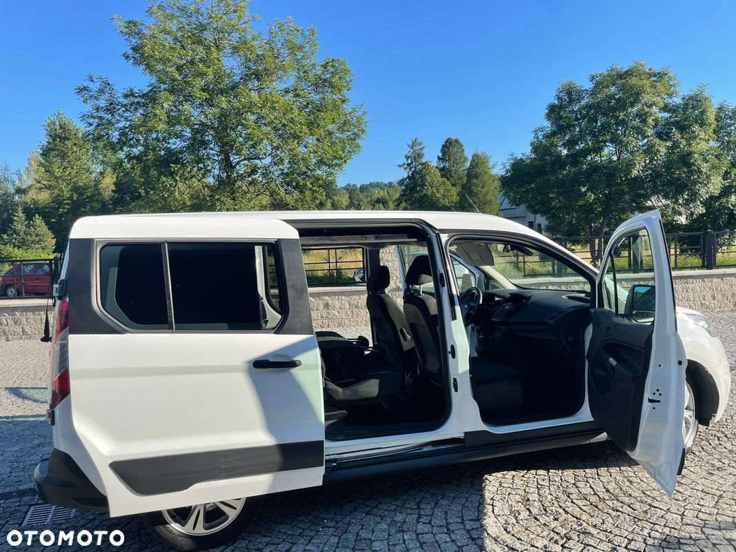 Ford Tourneo Connect - 13