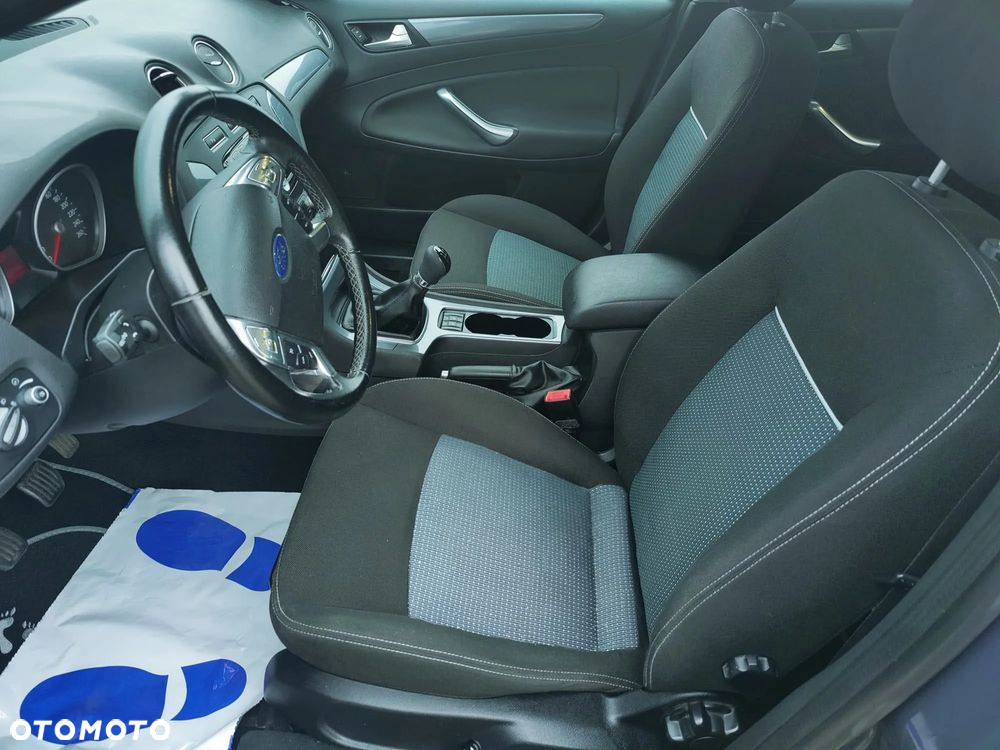 Ford Mondeo - 6