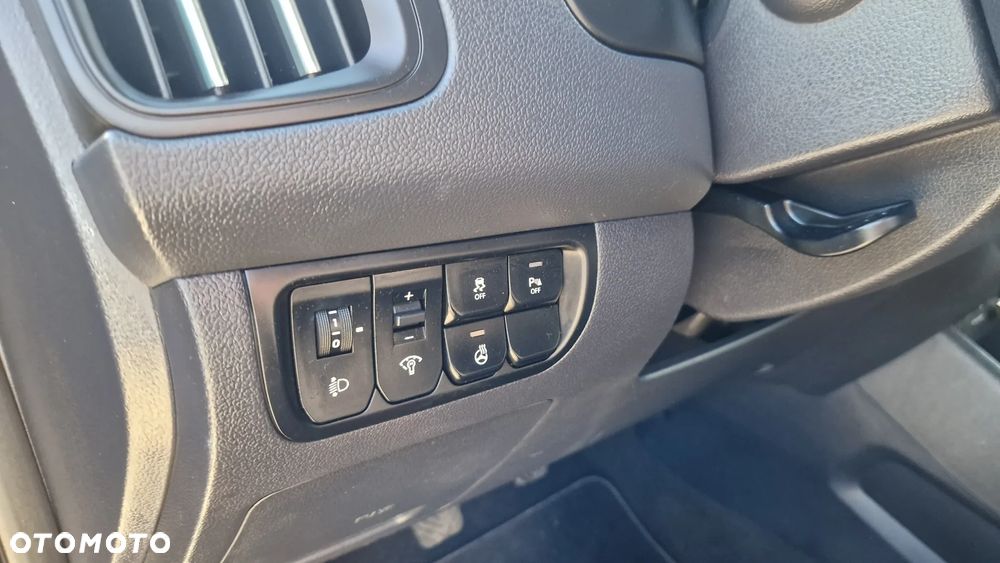 Kia Rio 1.2 Dream Team Edition - 11