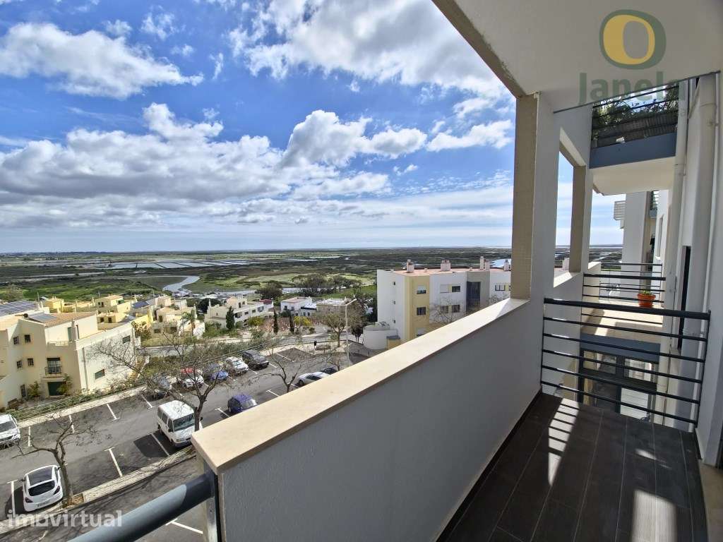 Amplo apartamento T3 com vistas deslumbrantes para a Ria Formosa e ... - Grande imagem: 4/24