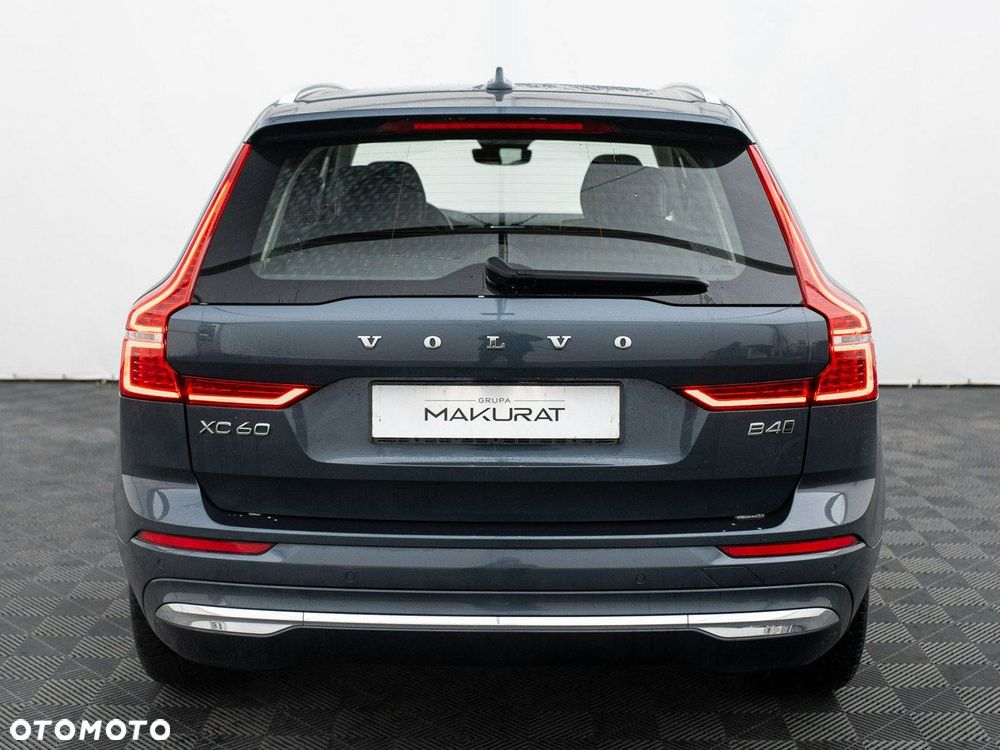 Volvo XC 60 B4 D AWD Inscription - 9