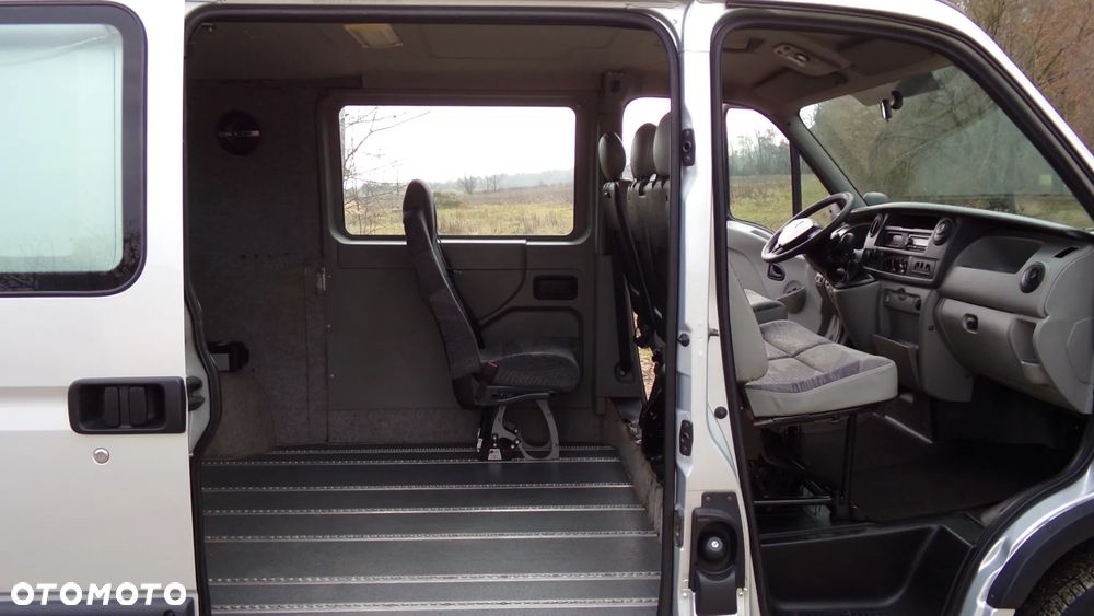 Renault MASTER 2.5 120KM KLIMA * WEBASTO * WINDA * WZOROWY STAN ! - 23