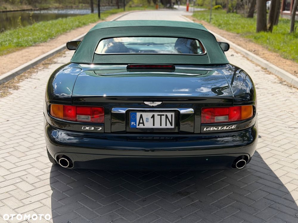 Aston Martin DB7 - 8