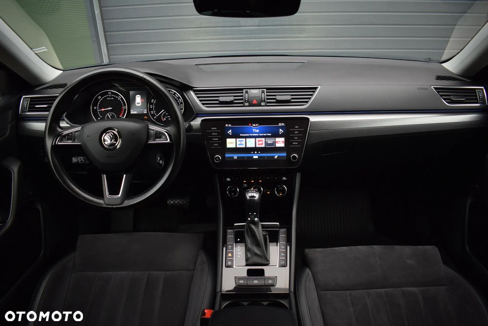 Skoda Superb 2.0 TDI 4x4 DSG Premium Edition - 31