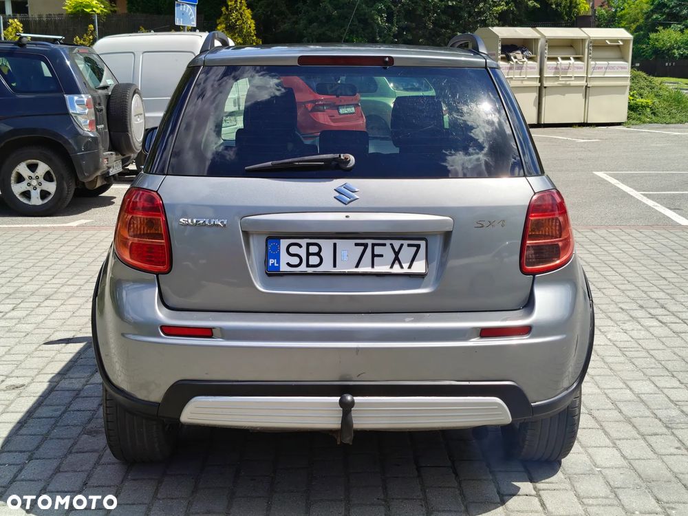 Suzuki SX4 1.9 DDiS DPF 4x2 Comfort - 10