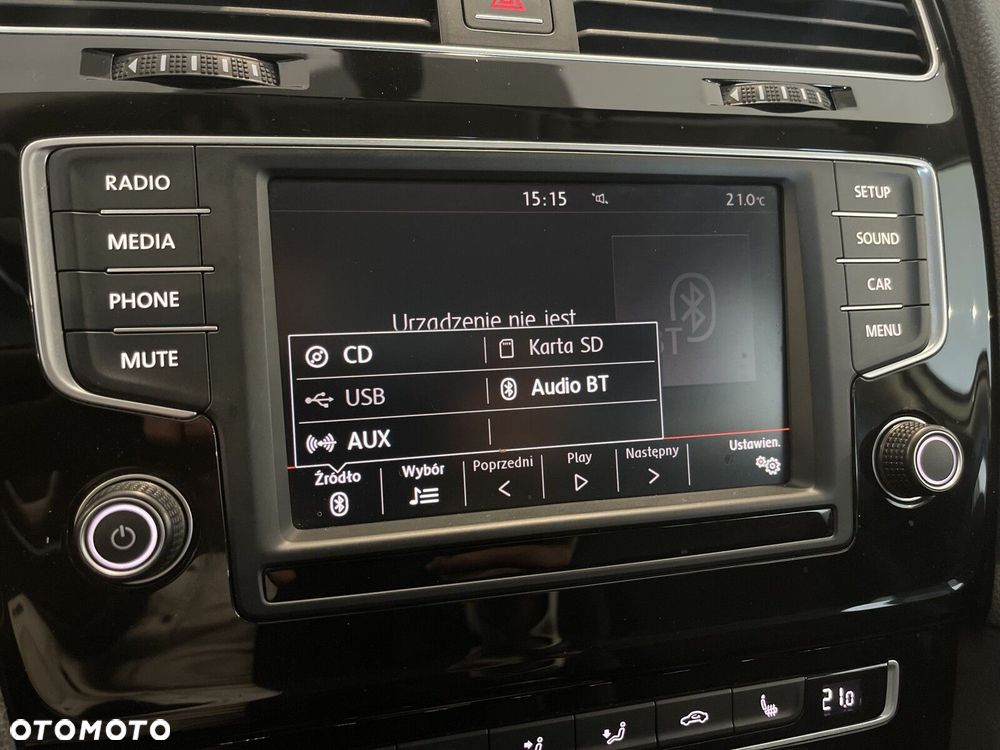 Volkswagen Golf - 19