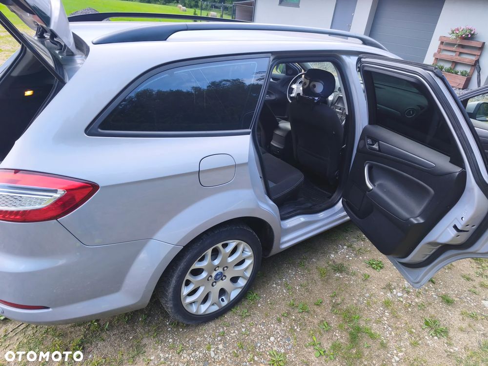 Ford Mondeo 2.0 TDCi Titanium - 18