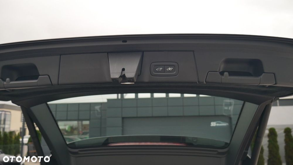 Volvo V90 - 31