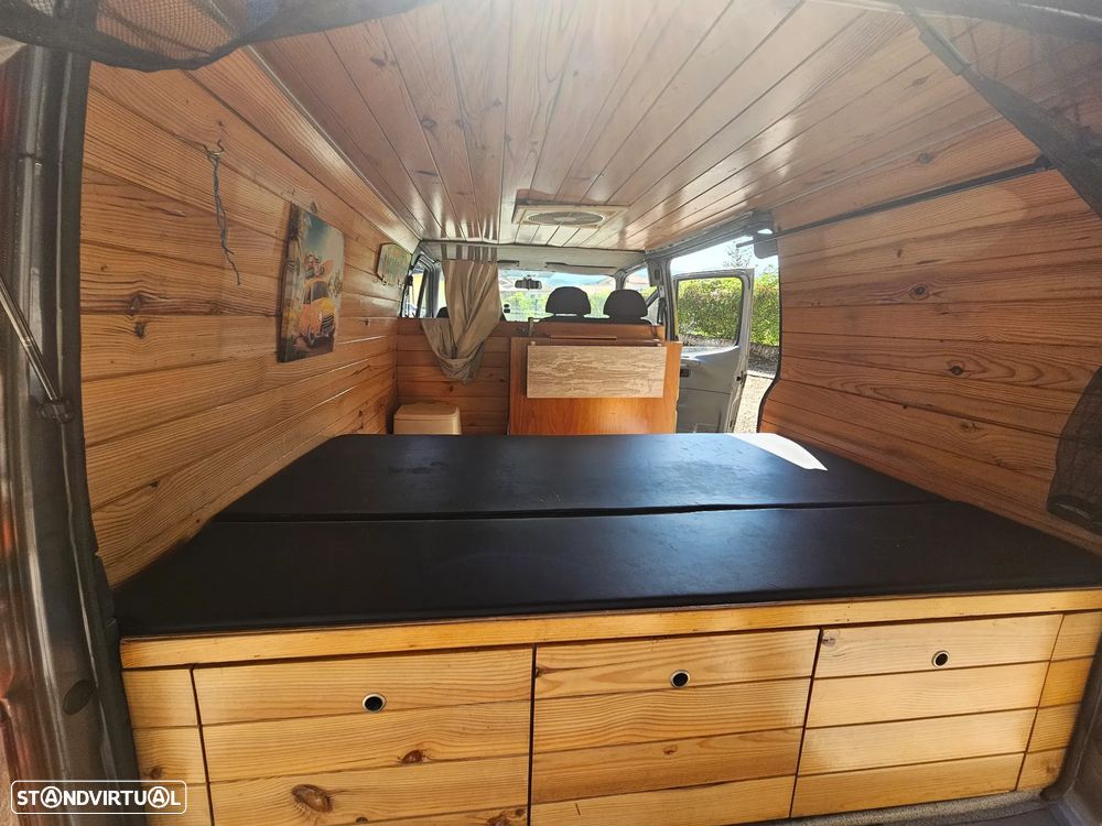 Ford Transit - 13