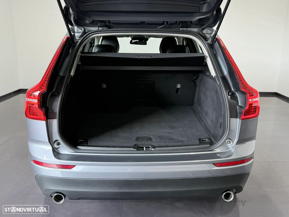 Volvo XC 60 2.0 D3 Momentum Plus - 8