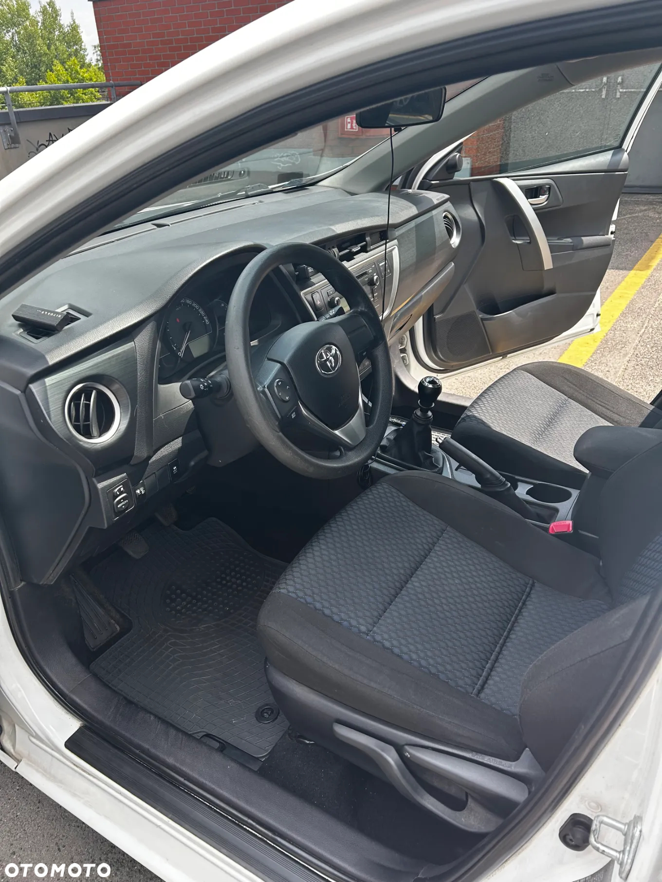 Toyota Auris 1.4 D-4D Active - 16