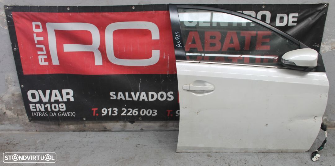 Porta da Frente do Lado Direito Toyota Auris - 1