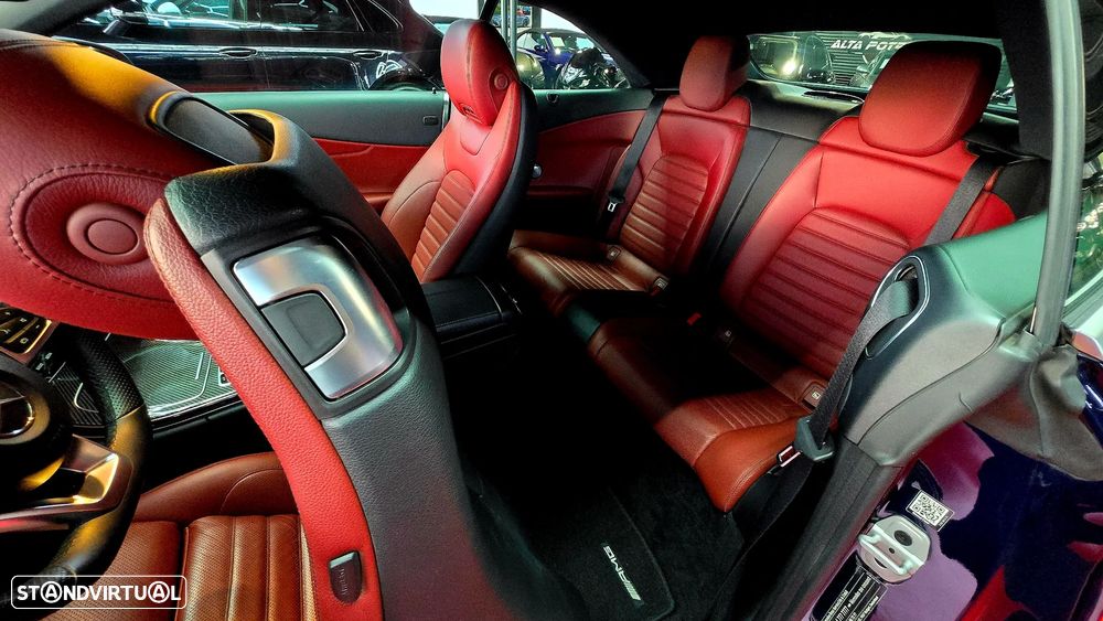 Mercedes-Benz C 250 d Coupe 9G-TRONIC AMG Line - 24