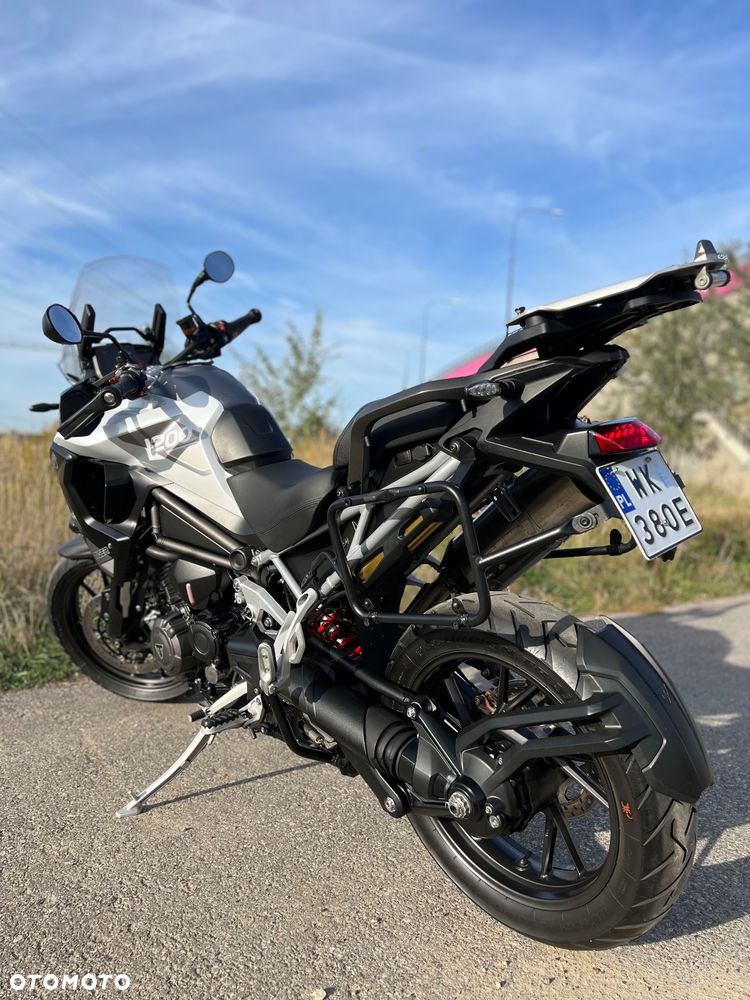 Triumph Tiger - 27