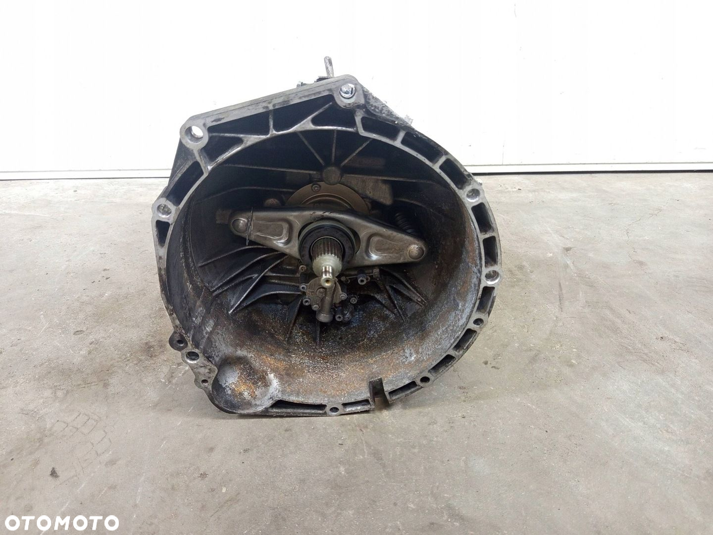 SKRZYNIA BIEGÓW MANULNA 6 BIEGÓW BMW 5 F10 F11 520d - 2