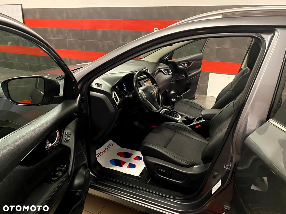 Nissan Qashqai 1.6 DIG-T 360 - 16