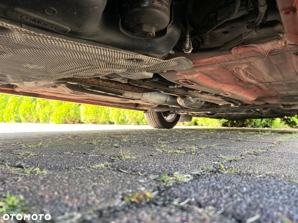 Ford Tourneo Connect - 32