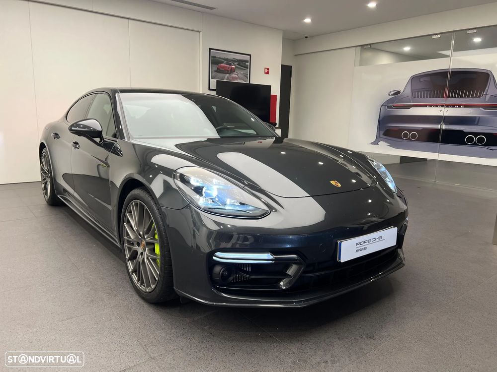 Porsche Panamera - 11