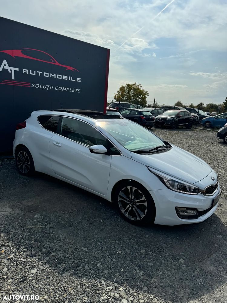 Kia Ceed 1.6 CRDi 136 ISG Platinum Edition - 6