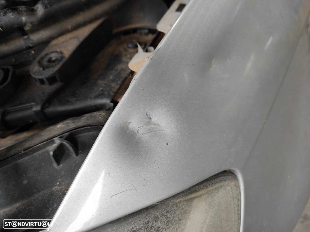 GUARDA-LAMAS FRENTE ESQUERDO AUDI A3 (8P) 1.9 TDI ATTRACTION - 2