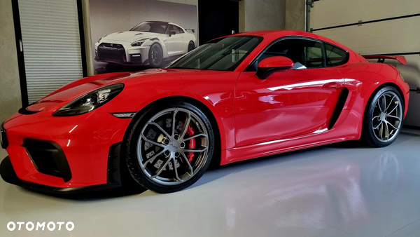 Porsche 718 Cayman GPF GT4