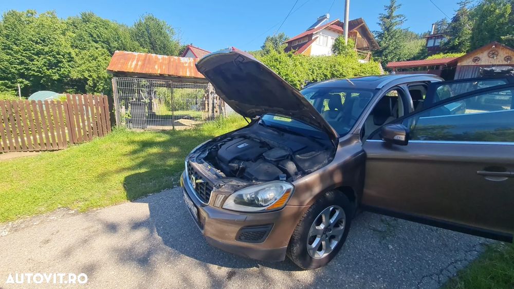 Volvo XC 60 D5 AWD A6 Basic - 13