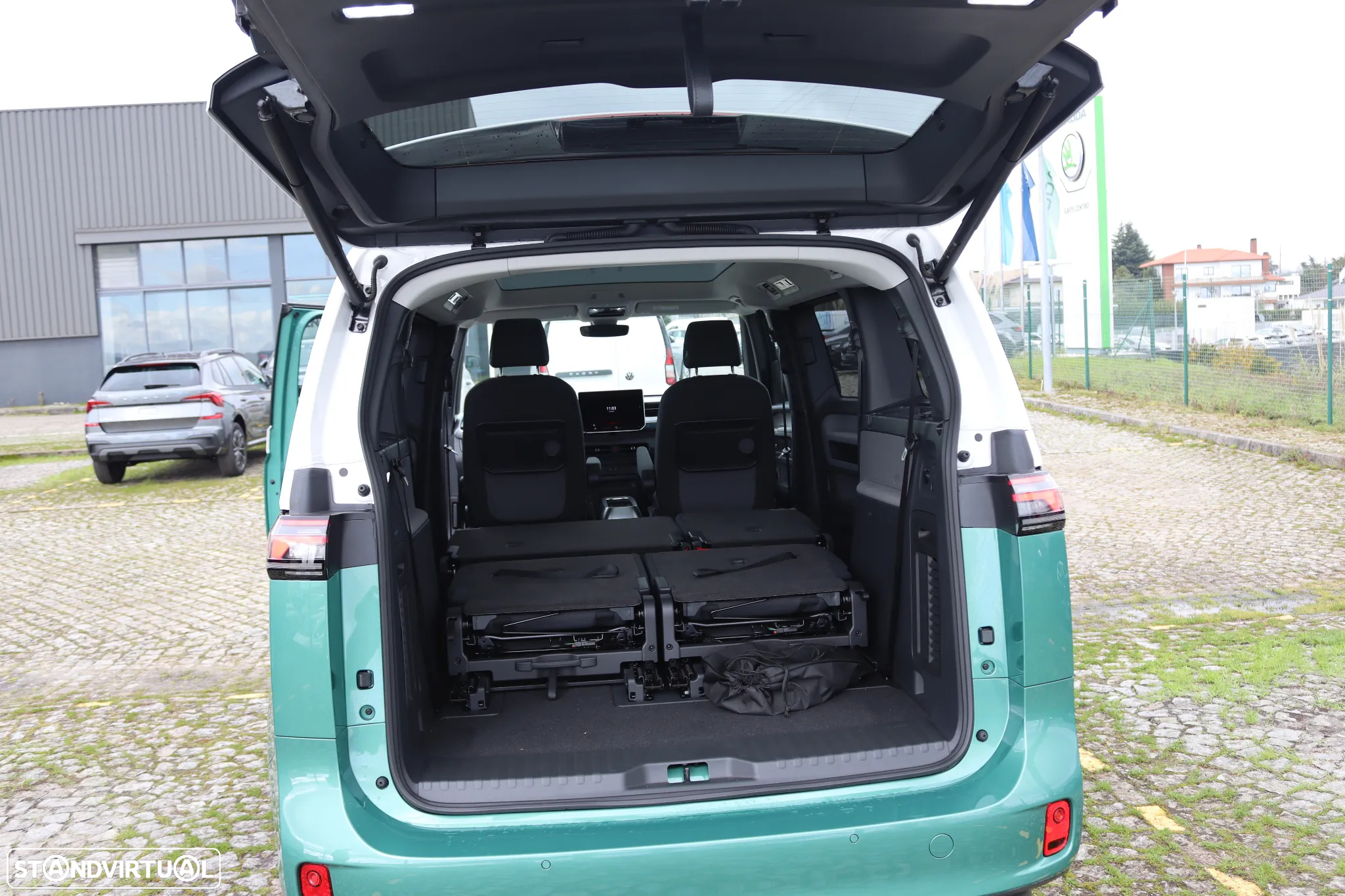 VW ID.Buzz 91 kWh Pro - 26