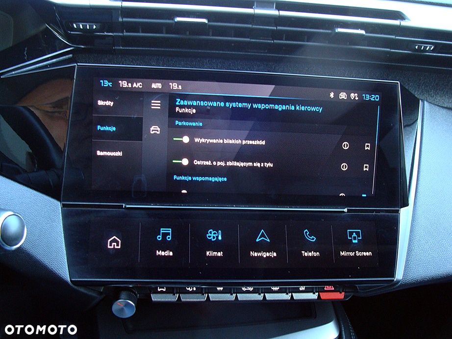 Peugeot 408 1.6 Plug-In Hybrid 225 Allure Pack EAT8 - 25