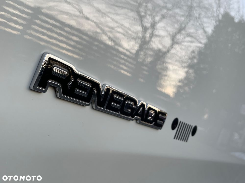 Jeep Renegade 1.4 MultiAir Limited - 26