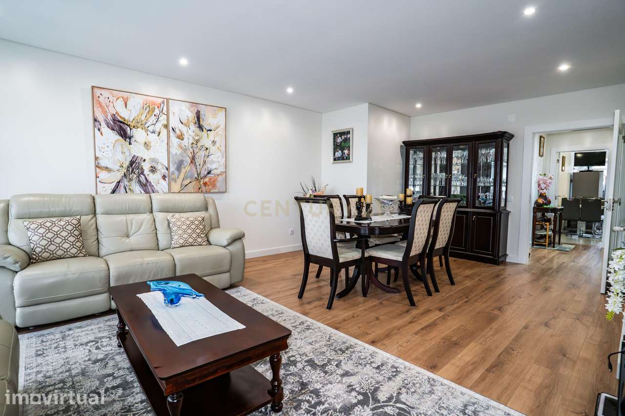Apartamento T3 Semi-Novo em Caldas da Rainha | 2 Varandas | 2 Parqueam - Grande imagem: 4/20