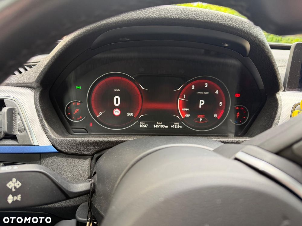 BMW Seria 3 320d xDrive M Sport Shadow sport - 13