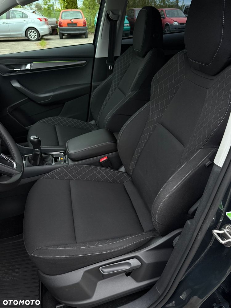 Skoda Karoq 1.0 TSI GPF 4x2 Ambition - 9