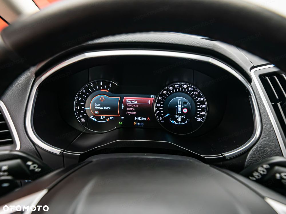 Ford S-Max - 13