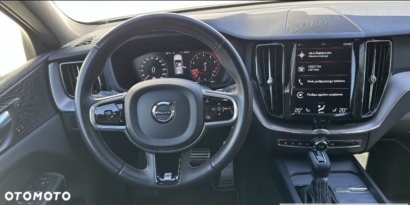 Volvo XC 60 T4 R-Design - 6