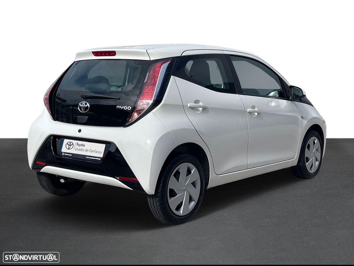 Toyota Aygo 1.0 X-Play+AC+X-Touch - 18
