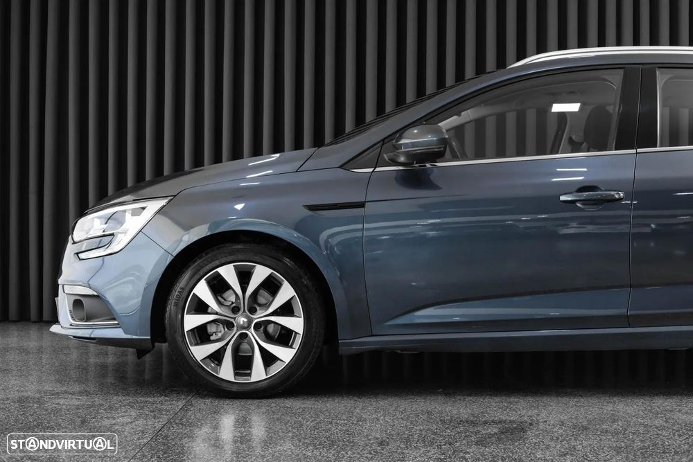 Renault Mégane Sport Tourer 1.2 TCE Zen — fotografia 4