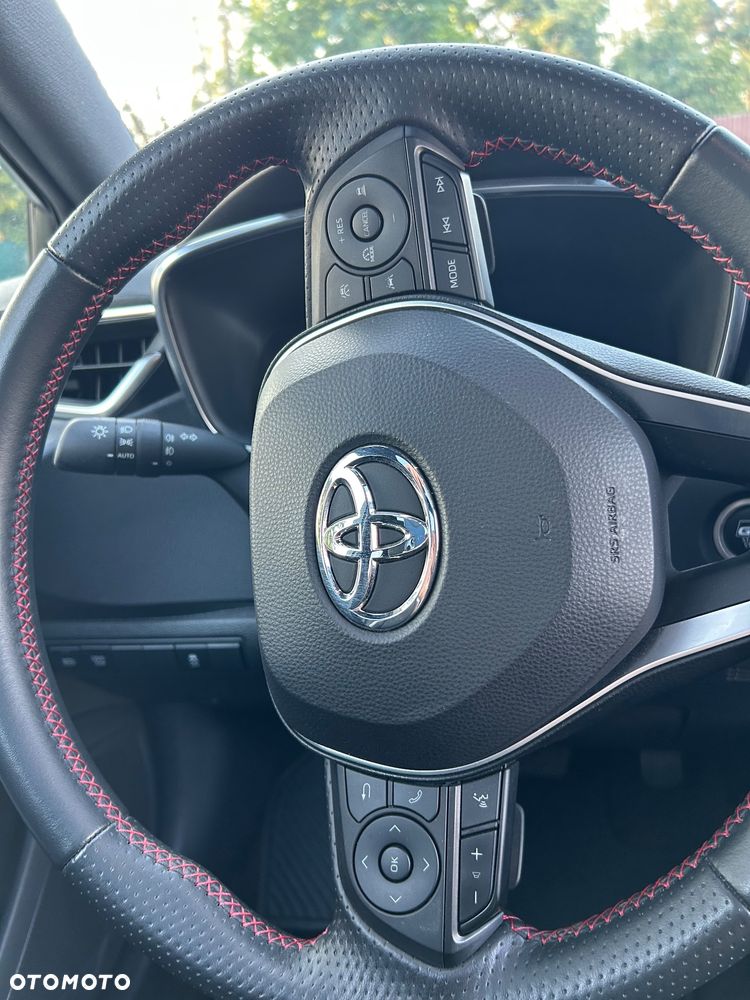 Toyota Corolla 2.0 Hybrid GR Sport Dynamic - 27