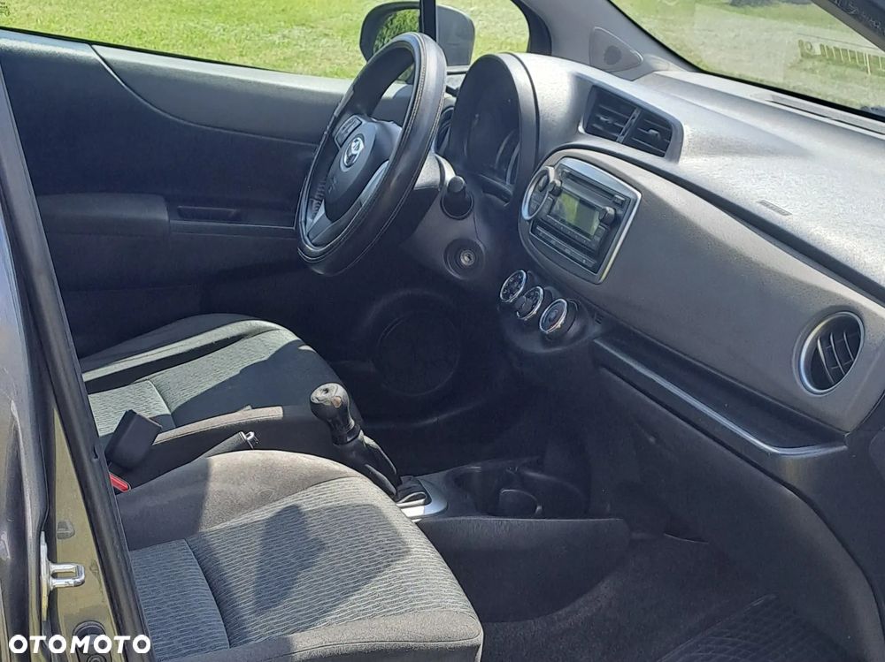 Toyota Yaris 1.0 Luna - 7
