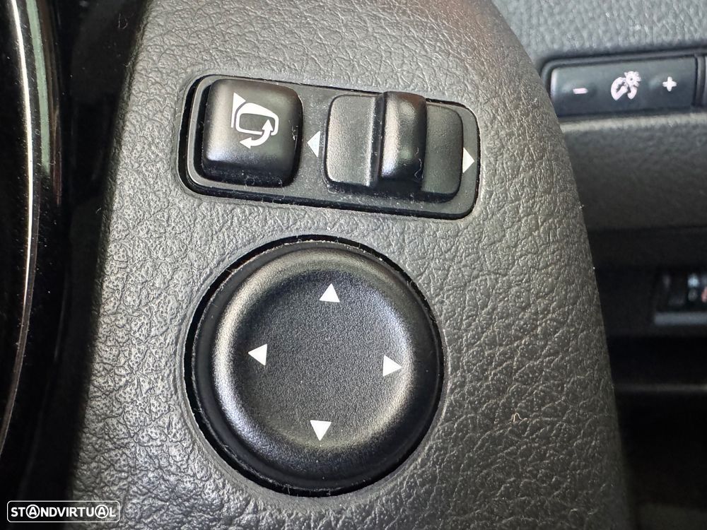 Nissan Qashqai 1.5 dCi N-Connecta - 19