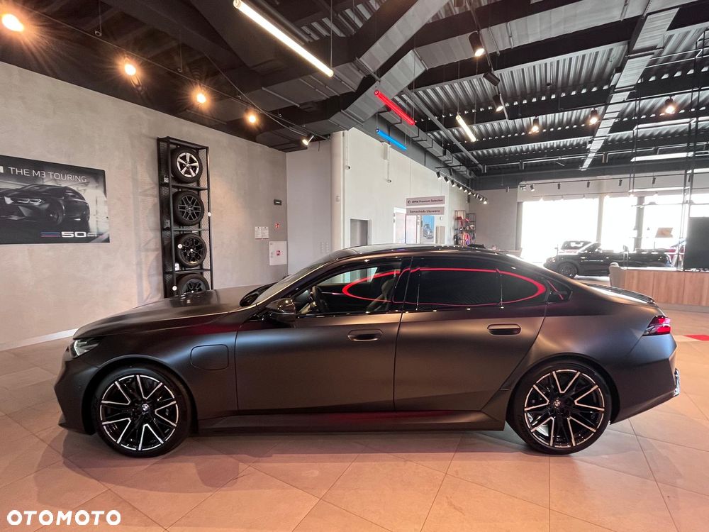 BMW M5 PHEV - 3