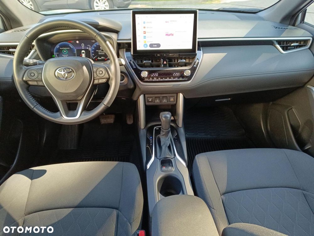 Toyota Corolla Cross - 10