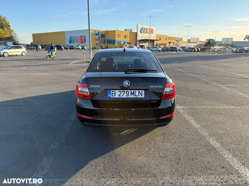 Skoda Octavia 2.0 TDI 4x4 DSG Style - 8