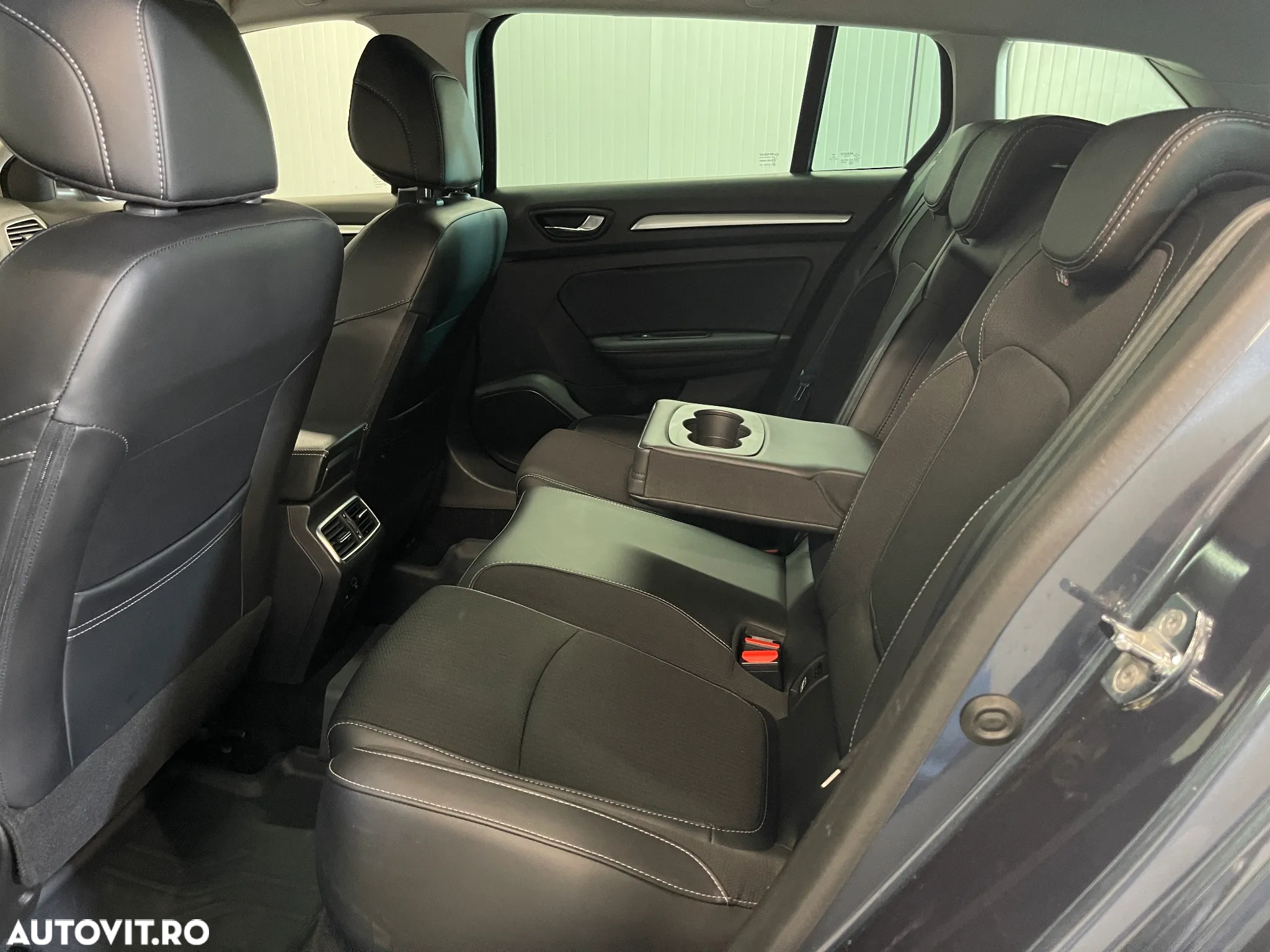 Renault Megane Blue dCi 116 Intens - 12