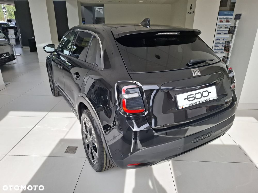 Fiat 600 1.2 Turbo La Prima eDCT - 5