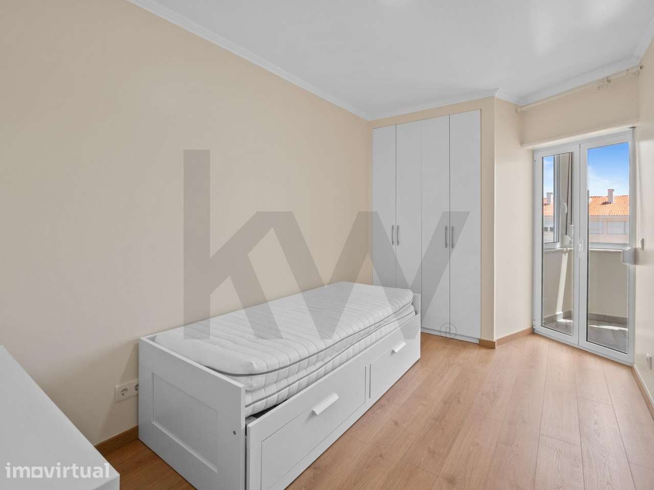 Apartamento T2 Renovado em Carcavelos - Zona sossegada, a 8 min da Pra - Grande imagem: 5/19